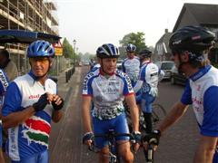 Vertrek fietsclub foto 9