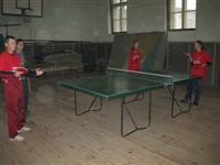 Oefenen bij de tafeltennisclub