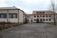 De school in Bene